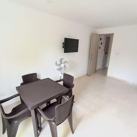 Apartamento Nuevo A Una Cuadra Del Rodadero Gaira Exterior photo