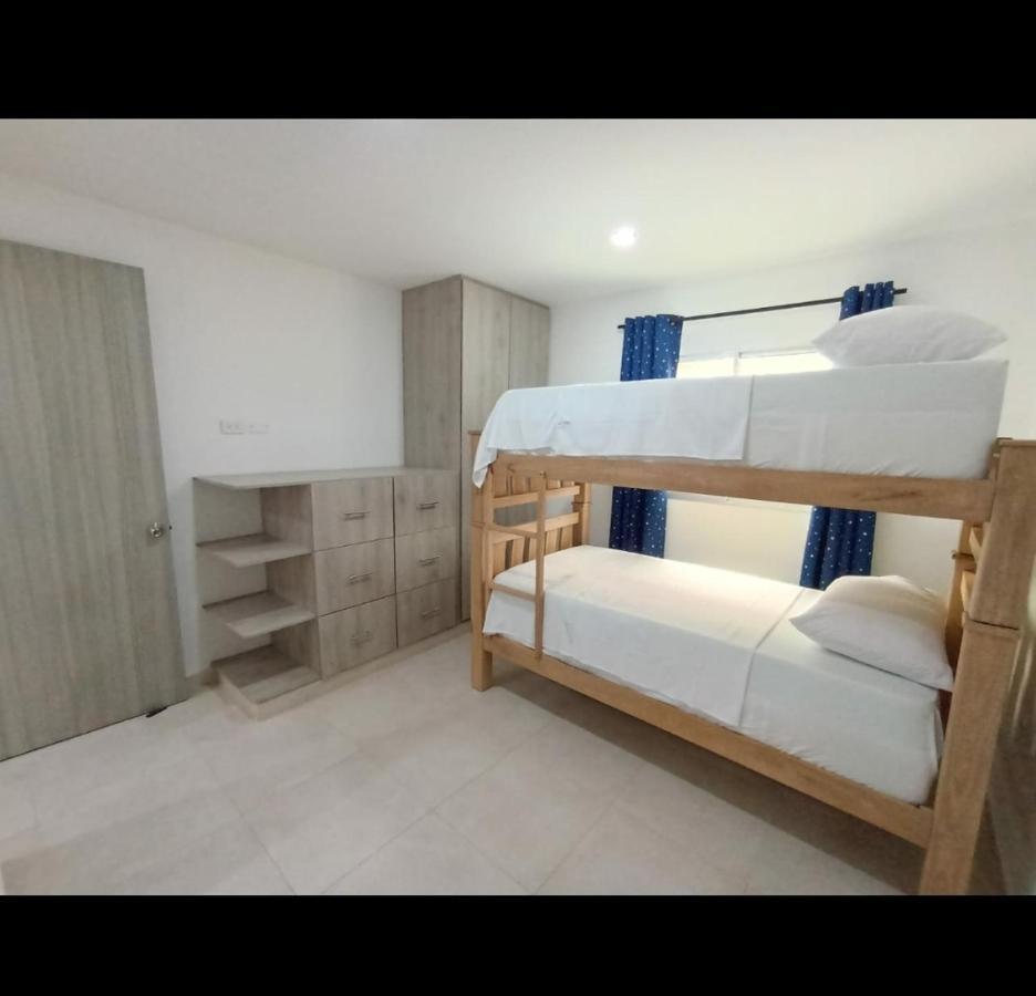 Apartamento Nuevo A Una Cuadra Del Rodadero Gaira Exterior photo