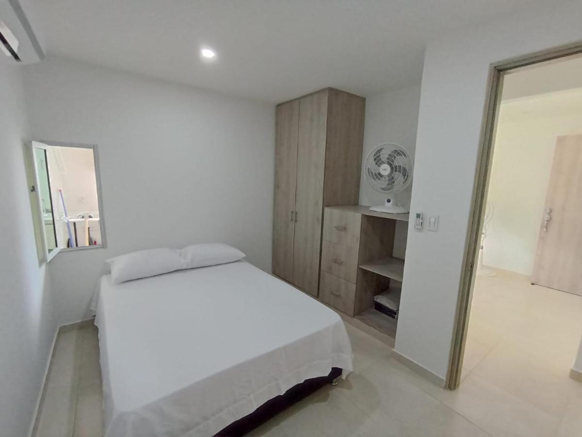 Apartamento Nuevo A Una Cuadra Del Rodadero Gaira Exterior photo